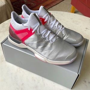 Adidas mens sneakers new WOT size 11.5